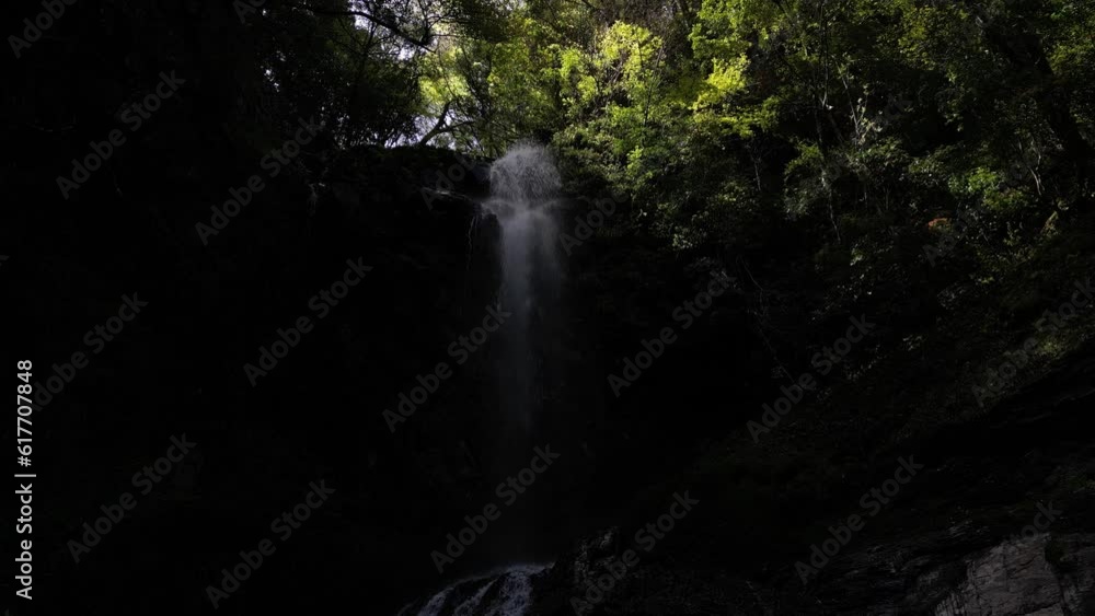 日本の滝百選　雨乞いの滝　ドローン空撮