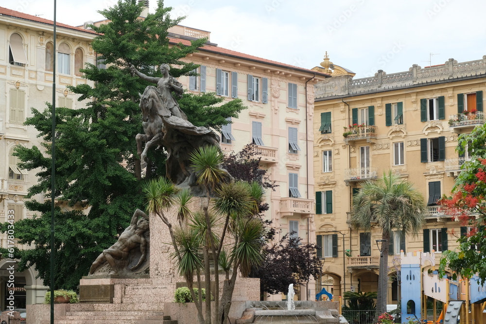 Il Monumento ai Caduti di Chiavari nella città metropolitana di Genova.