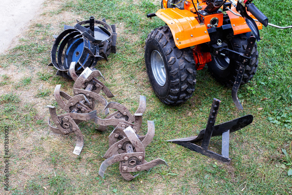 A set of attachments, hiller, milling cutters and lugs. Motoblock for agricultural work. Purchase and running-in of a motor cultivator. A set of attachments, hiller, milling cutters and lugs. Motoblock for agricultural work. Purchase and running-in of a motor cultivator.
