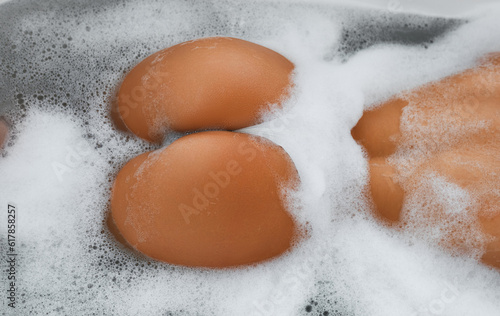 Φωτογραφία Sexy couple in bedroom and bathroom