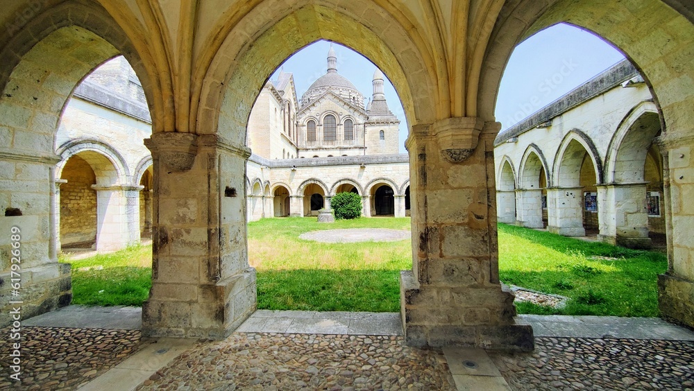 PERIGUEUX (Dordogne)