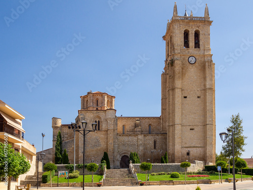 Iglesia del siglo 13 en la localidad palentina de Villamuriel de Cerrato. Estilo de transición del románico al progotico. photo