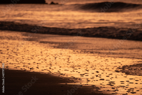 amanecer en la playa photo