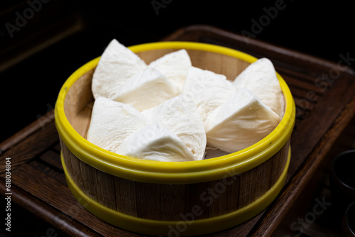 steamed buns,healthy and light diet,Cantonese breakfast,Guangdong,China,indoor shot, close-up