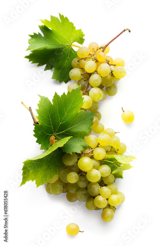 Fotografía wine grape with real transperent shadow on transperent background; sweet white g
