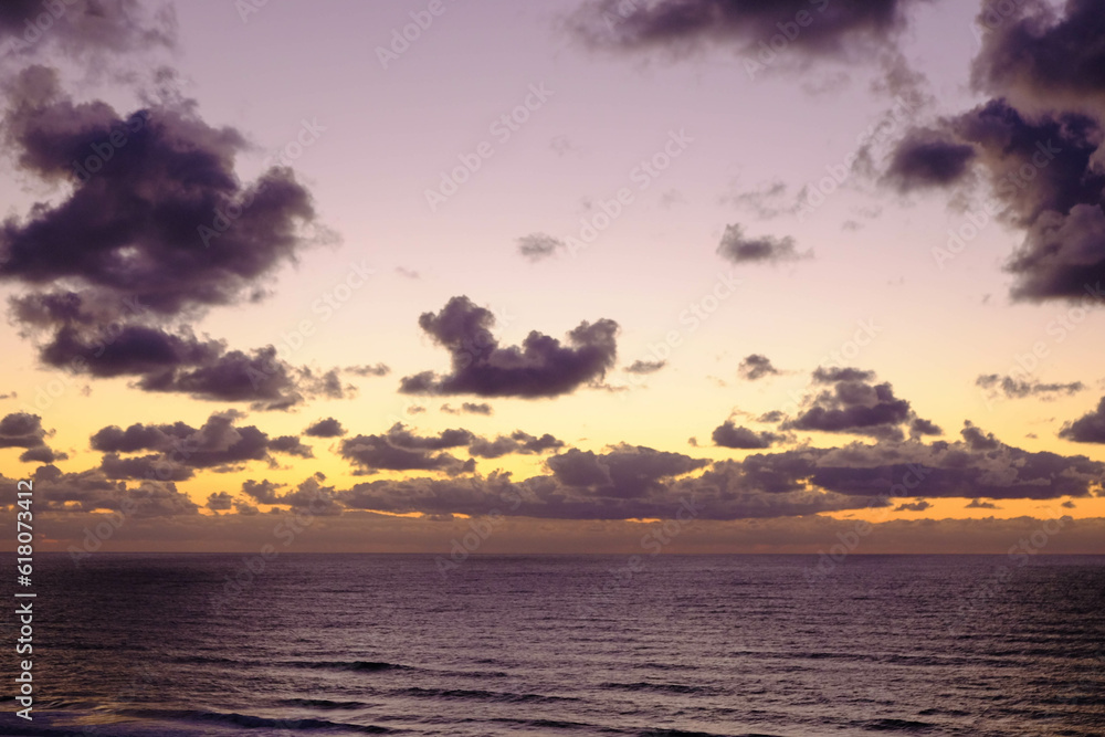 Obraz premium sunset over the sea
