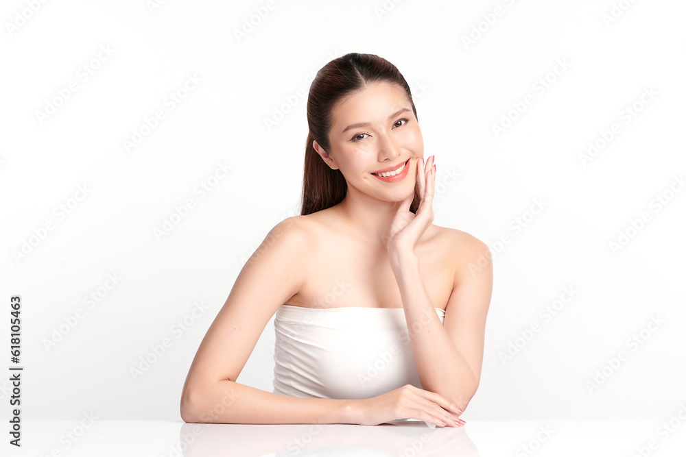 Fototapeta premium Beautiful young asian woman with clean fresh skin on white background, Face care, Facial treatment, Cosmetology, beauty and spa, Asian women portrait.