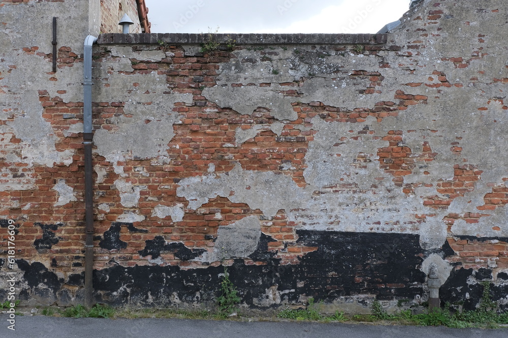 Naklejka premium It gathers the most interesting DETERIORATED WALLS I've come across. Narrow old streets, entire colored rocky city, old houses, and buildings. 