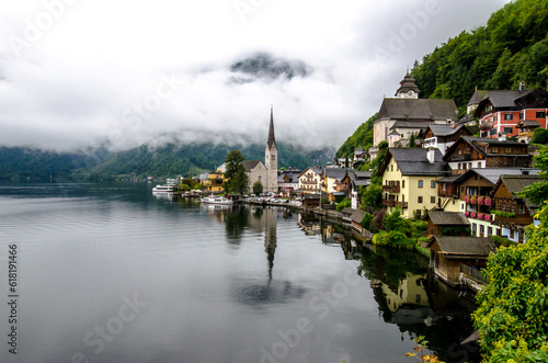 village on the lake, Hallstatt © Witcharat