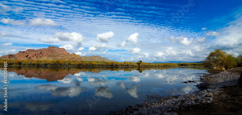 Obraz na plátně Lower Salt River Granite Reef Recreation Area - Mountain and Puffy Clouds Landsc