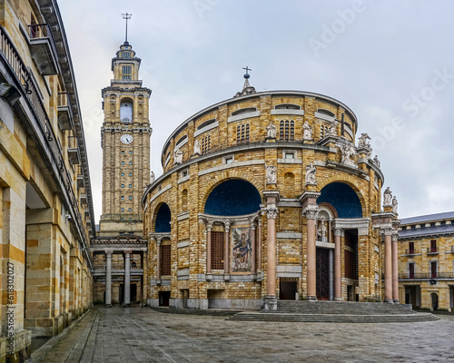 Labor University of Gijón, it is the most important architectural work of all those carried out in Asturias during the 20th century. In addition, it is the largest building in Spain