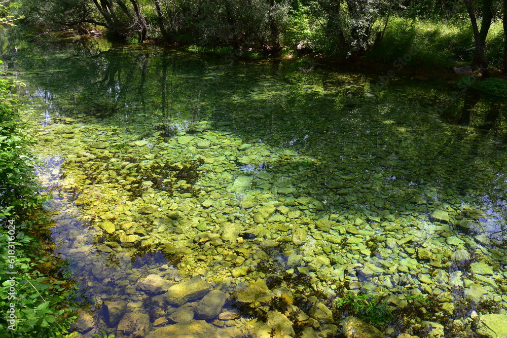 Źródło rzeki Cetina, woda, Chorwacja, atrakcja turystyczna, natura, krajobraz, jezioro, lato, podróże, Źródło rzeki Cetina, woda, Chorwacja, atrakcja turystyczna, natura, krajobraz, jezioro, lato, podróże,