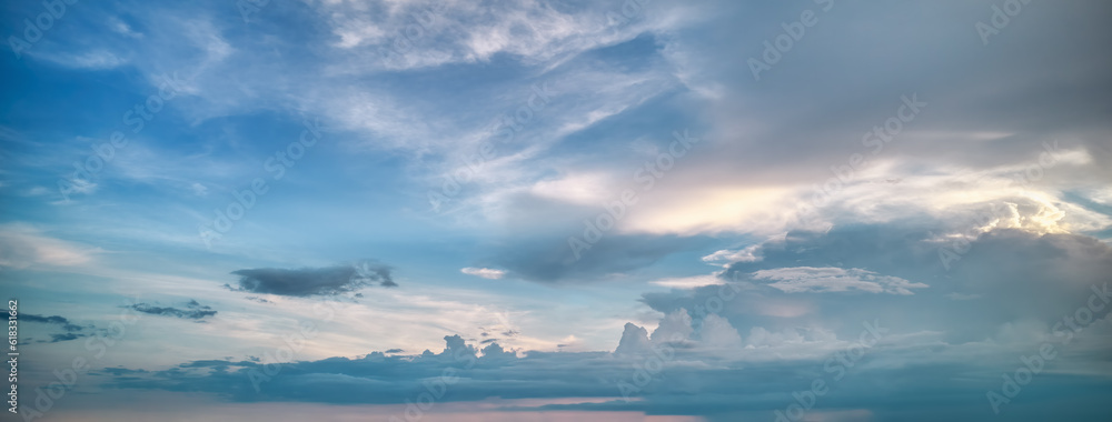 Obraz premium Dramatic Tropical Skies - OcuDrone Aerial Sky Images