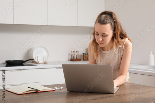 Female freelancer working w...