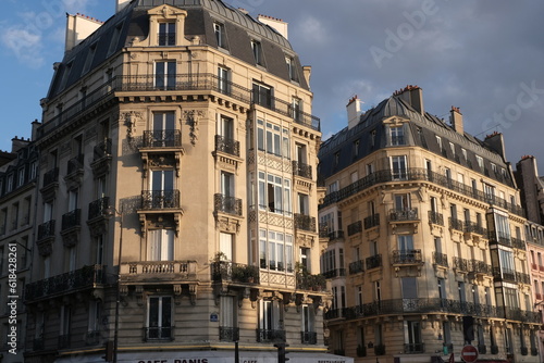 Paris building façades, characteristic roofs, and more.It gathers many types of buildings, coming from various districts of the city; all passing through various settings of the day.