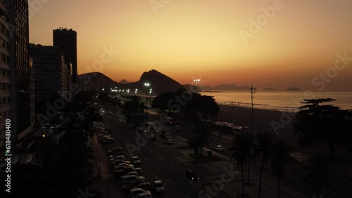 Amanhacer do Sol em Copacabana, Rio de Janeiro, Brasil