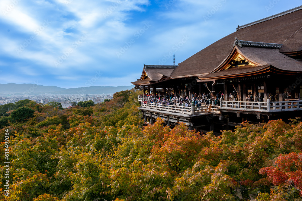 紅葉の清水寺　京都　日本