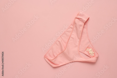 Dirty women's panties, vaginal discharge is a female disease.