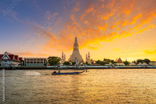 Wat Arun Ratchawararam Ratchaworamahawihan,The beauty and highlight of Wat Arun is the Prang which is located on the Chao Phraya River. It is Thai © banjongseal324
