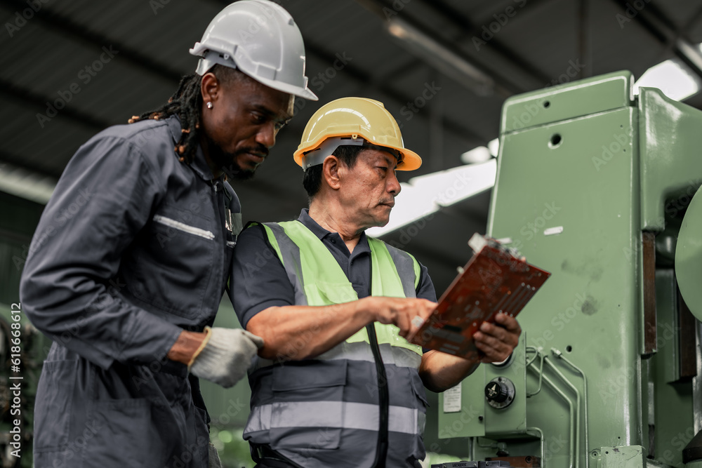 Engineering technicians inspect and assess the reliability of printed circuit assembly boards in manufacturing machine. Identifying errors, impaired, wear then record and report issues to supervisors Engineering technicians inspect and assess the reliability of printed circuit assembly boards in manufacturing machine. Identifying errors, impaired, wear then record and report issues to supervisors