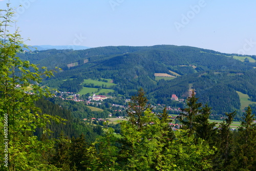 Blick auf Kirchberg am Wechsel, Niederösterreich 