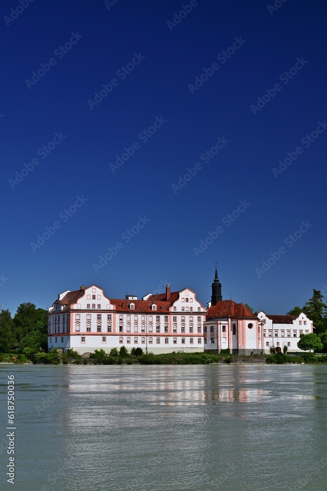 Schloss Neuhaus am Inn, Deutschland