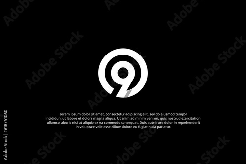 logo number 9 circle monogram