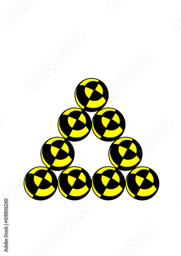 neun gestapelte kugeln mit großflächig schwrz-gelb kariertem muster, modern art