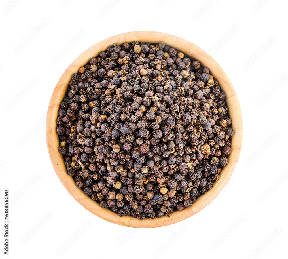 peppercorn in wood bowl isolated on transparent png
