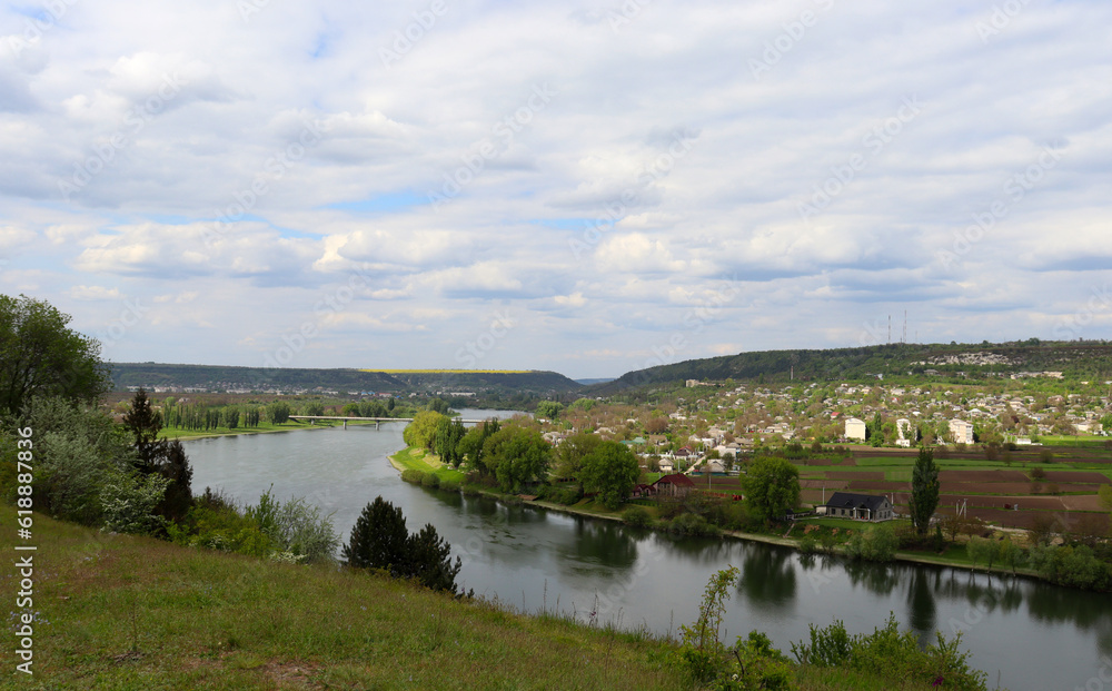 View from the height of the river and the city. View from the height of the river and the city.