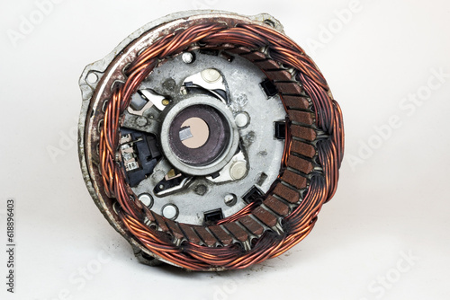 Fotografi car alternator stator case