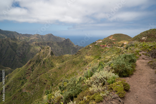 Das Wandergebiet Anaga Gebirge auf Teneriffa / Hochgebirge / Spanien / Kanaren / Wald