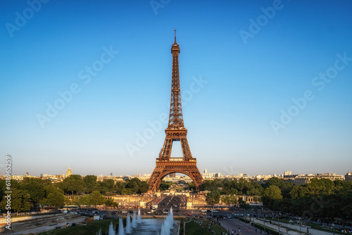 Eiffel Tower at Sunset © aaron90311