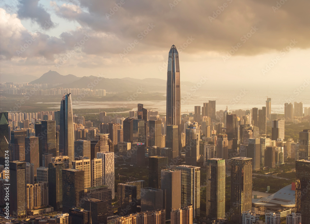 Obraz premium Aerial view of Skyline in Shenzhen city sunset in China