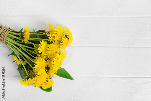 Bouquet of beautiful dandel...