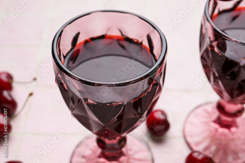 Ruby red cherry juice in el...