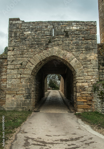 Porte d entr  e de la cit   m  di  vale de Brancion    Martailly-l  s-Brancion  Sa  ne-et-Loire  France