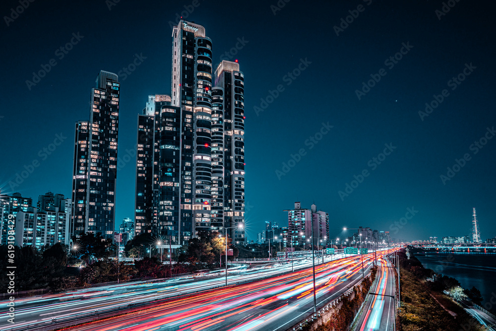 Fototapeta premium 한국의 한강에서 보이는 야경