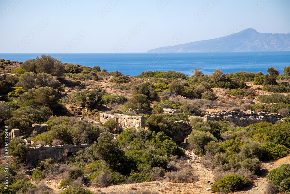 Obraz premium A beautiful bay on the Datca peninsula, in the ancient city of Knidos 