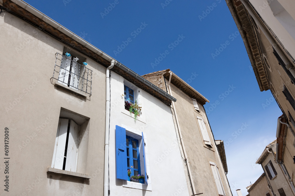 Façade ancienne dans le Sud de la France. Façade ancienne dans le Sud de la France.