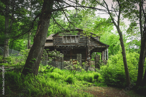 old wooden house © Julie