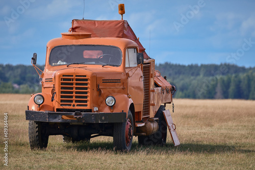 Stationary ground-based winch for gliders launch mounted on a heavy vehicle Borgward photo