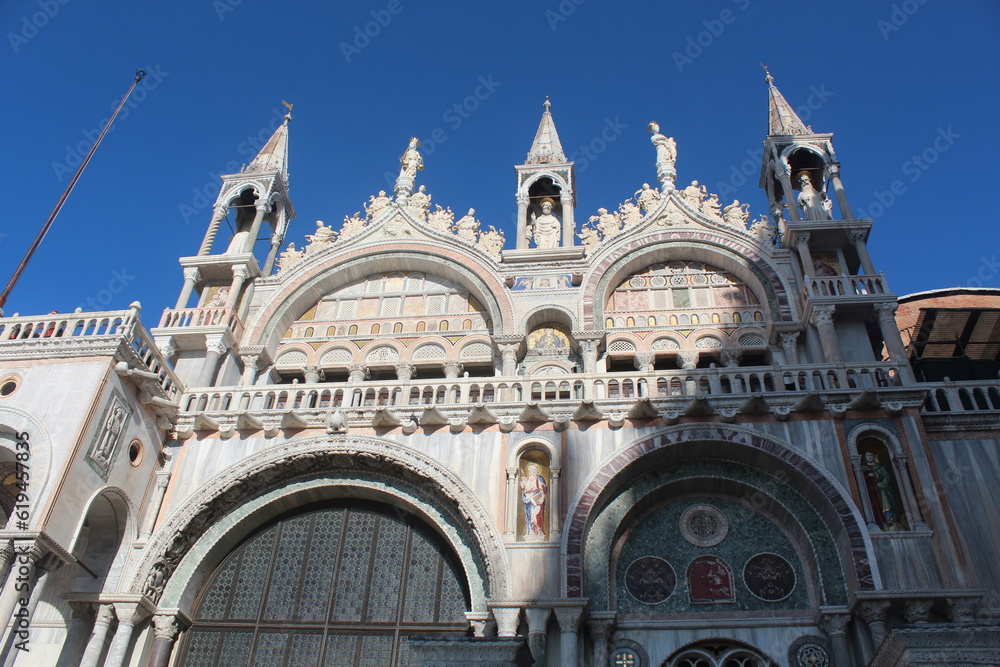 Naklejka premium Venice city, gondolas, churches, tourists, canals.. Venice Italy
