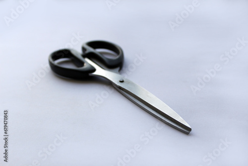 Scissors for Cloth Cutting Metal Steel Cutting Instrument. 