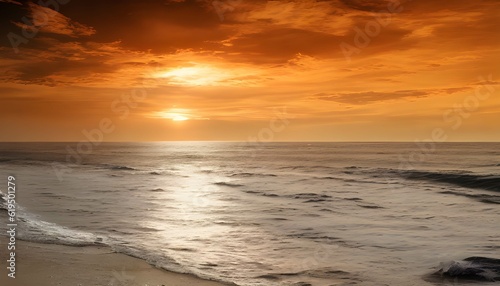 燃えるように赤い夕日と海 © sky studio