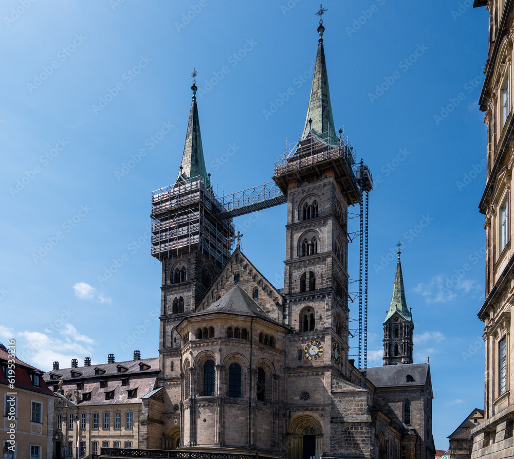 Bamberg Cathedral, is a structure belonging to the Romanesque architectural style