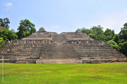 Ruinas arqueol  gicas de Caracol Belize  escultura  relieve  zona arqueol  gica el Caracol