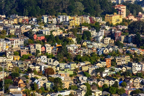 Charming Residential Splendor: San Francisco's Vibrant Neighborhoods in Stunning 4K Resolution © Only 4K Ultra HD
