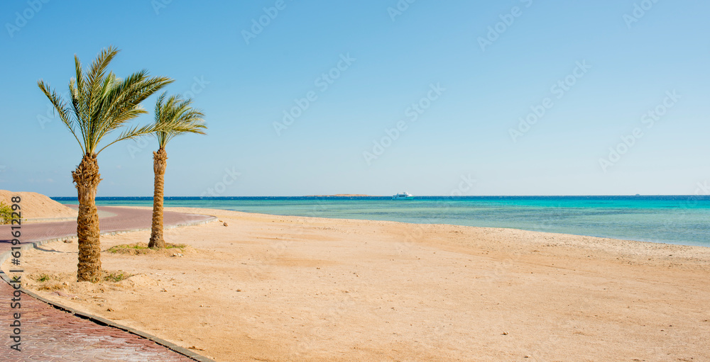 Fototapeta premium sea and beach in sahl hasheesh