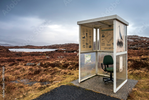 Fotografía Tourist Information booth by roadside south of Tarbert, Isle of Harris, Outer He